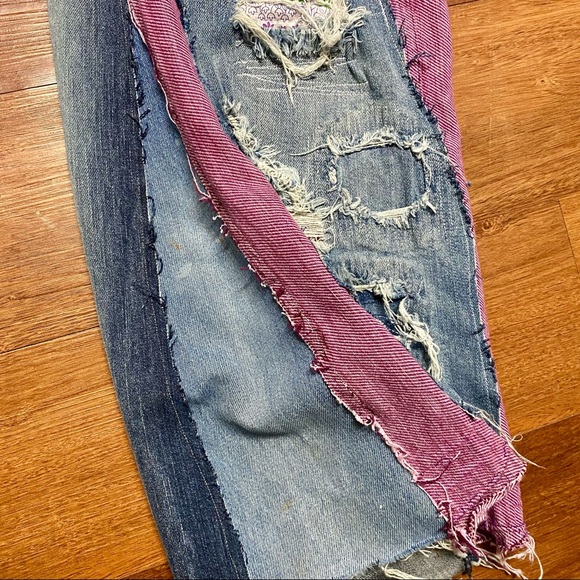 SOLD!! Indyvin up-cycled 1970s Levi’s jeans - Picture 5 of 16